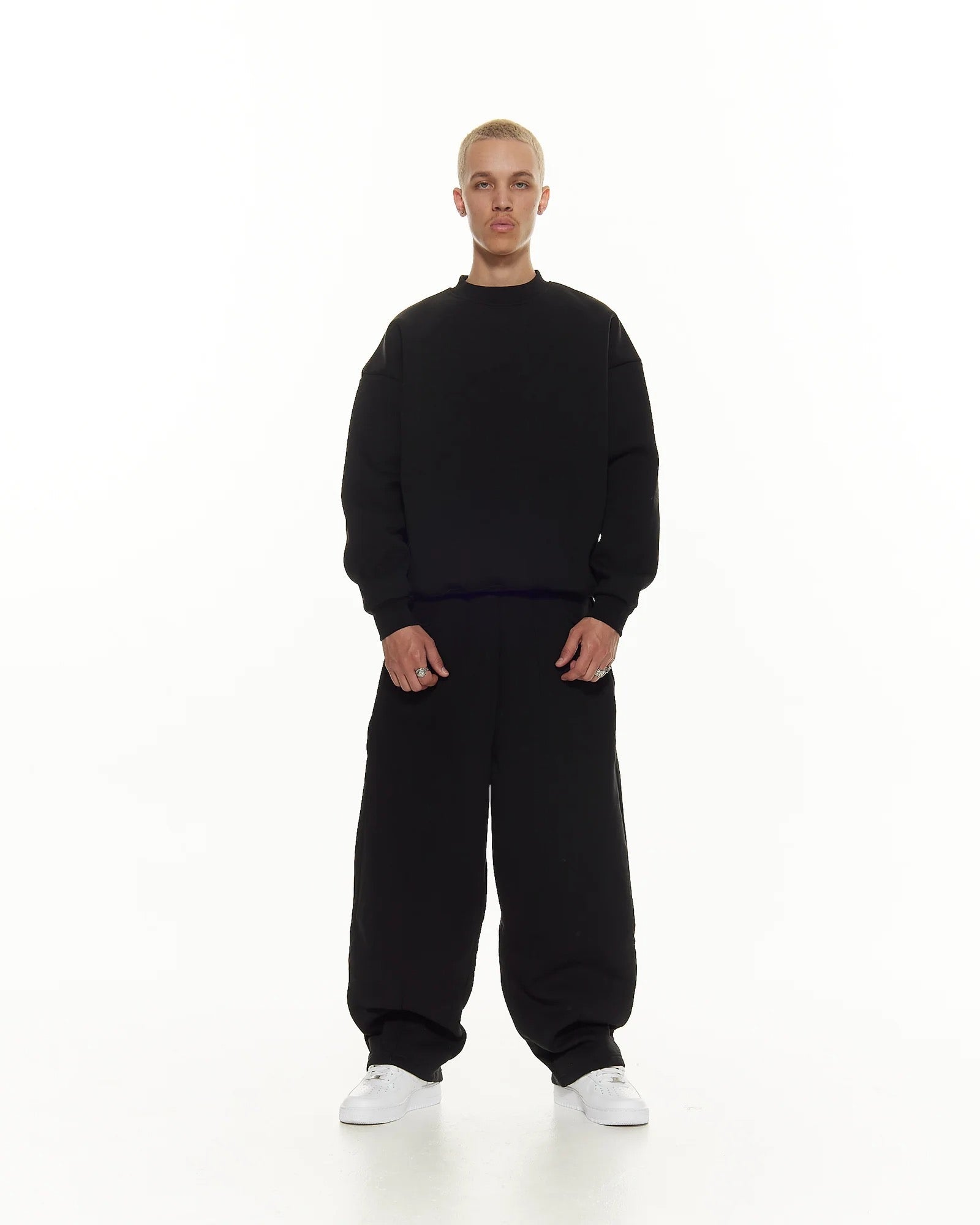 UNISEX COZY TRACKSUIT - WINTER EDITION